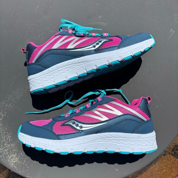 Saucony Big Kid Shoes NIB - Picture 13 of 13